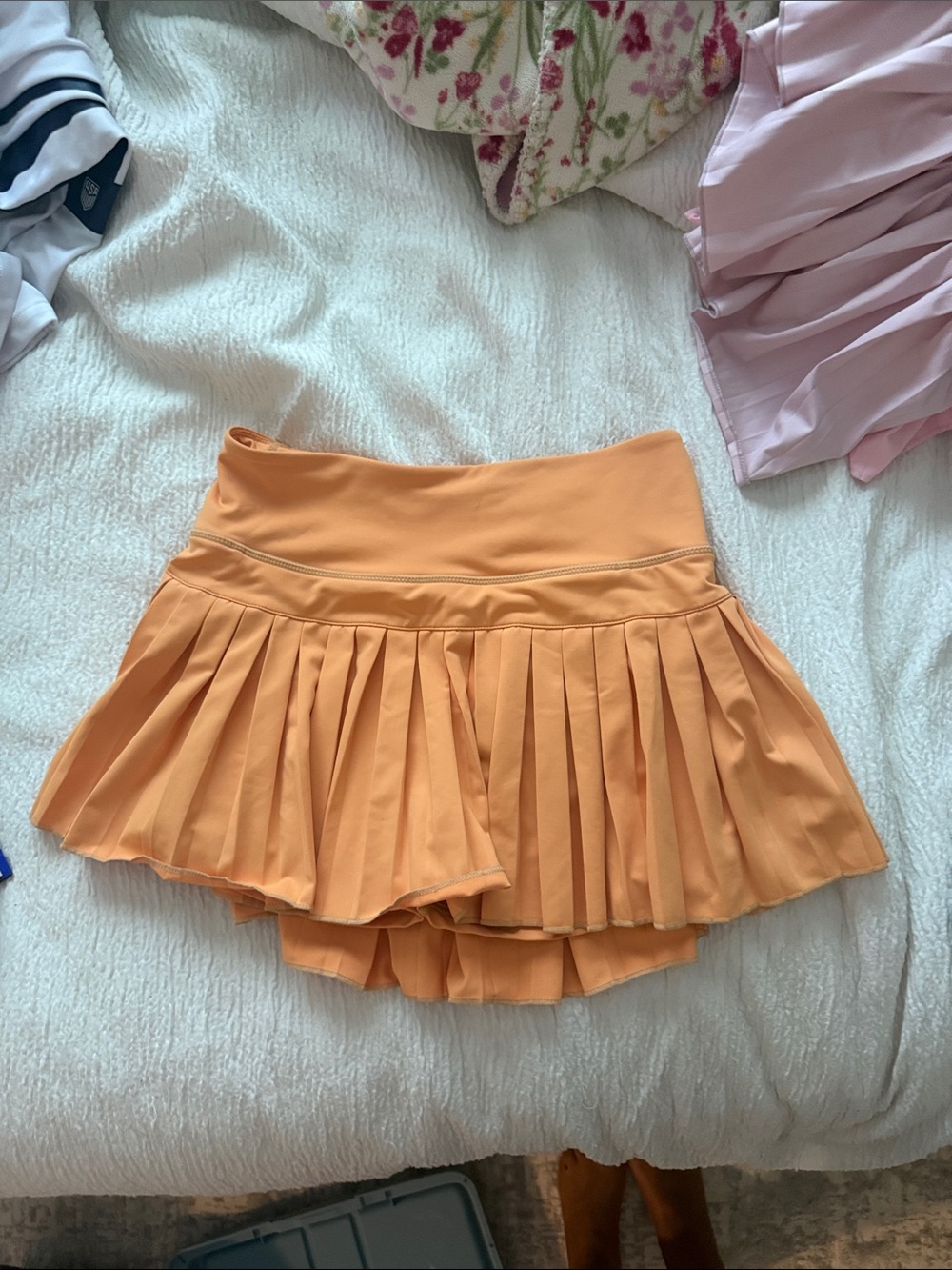 Pleated athletic Skirt in Peach